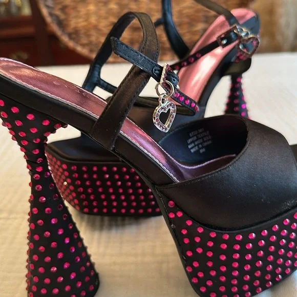 New Dolls Kill Kiss Me Goodnight Satin Platform Heels - Picture 5 of 15